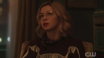 Brown Fringe Sweater of Pepper Smith (Julia Chan) in Katy Keene (S01E01)