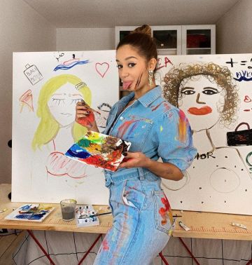 Combination Denim Blue worn by Léna Situations on the account Instagram of @lenamahfouf