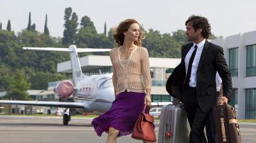 Skirt violet Juliette (Vanessa Paradis) in The Arnacœur