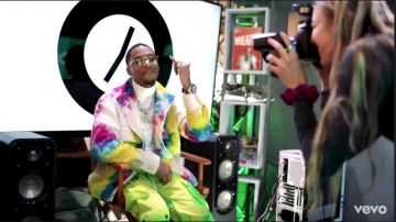 El estadista mayor Tie-Dye Sherpa Fleece Jacket of Key Glock en el video musical Key Glock - 1997 (Video Oficial)