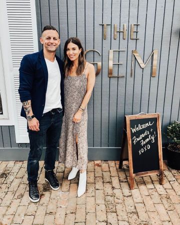 Mango Leop­ard Print Dress of Karen on the Instagram account @everbstyled