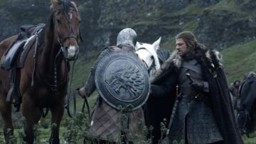 El escudo de la casa Stark en Game of Thrones S01E01