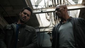 Chaqueta de cuero de Grant Ward en Agents of the Shield
