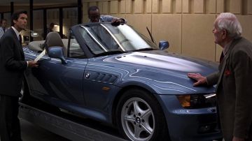 El BMW Z3 descapotable de James Bond (Pierce Brosnan) en GoldenEye