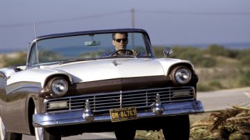 The Ford Fairlane 1957 Pierce Brosnan in Die another day