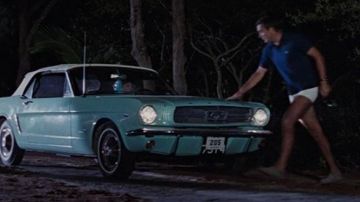 The Ford Mustang convertible Fiona Volpe in Operation Thunder