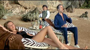 La botella de Tabasco de Francisco Scaramanga en El hombre de la pistola de oro