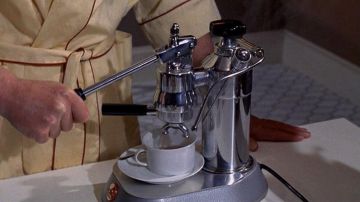 The espresso machine La Pavoni Europiccola Roger Moore in Live and let Die