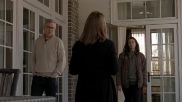 Chaqueta Carhartt de Maggie Greene (Lauren Cohan) en The Walking Dead S05E16