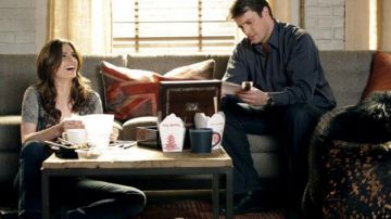 El cojín Union Jack del sofá de Kate Beckett en Castle