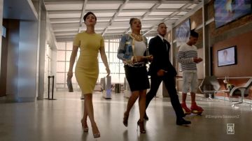 Hoverboard amarillo de Hakeen Lyon en Empire