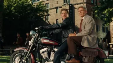 La moto Harley-Davidson Softail Springer conduite par Mutt Williams (Shia LaBeouf) dans le film Indiana Jones et le royaume du crâne de cristal