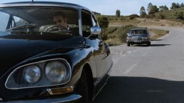 La Citroën DS 20 Pallas du juge Jean Michel (Jean Dujardin) dans La French