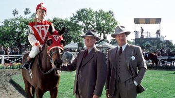The hat of Jeff Bridges in Pure Blood, the legend of Seabiscuit