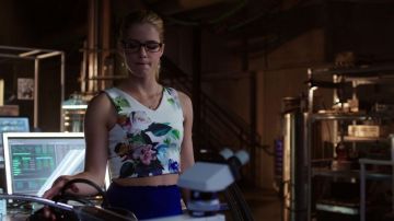 Le croc top Topshop de Felicity dans Arrow