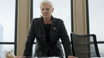 The office chair Interstuhl of M (Judi Dench) in Skyfall