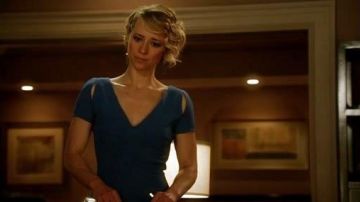 The dress Victoria Beckham in Revenge