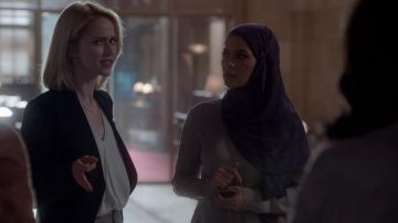 La robe Wilfred de Raina Amin dans Quantico