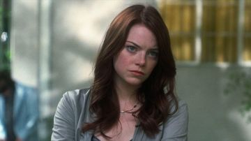 Le collier Gurhan de Hannah Weaver (Emma Stone) dans Crazy, Stupid, Love.