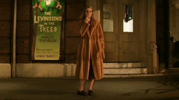 The Loafer shoes bordeaux of Margot Tenenbaum in The Family Tenenbaum