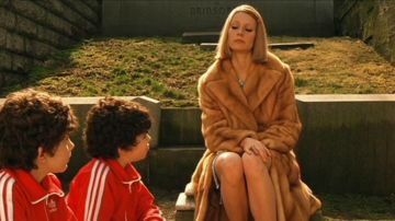 The fur coat of the 60's Margot Tenenbaum (Gwyneth Paltrow) in The Family Tenenbaum