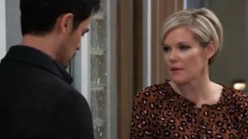 Sanctuary Leopard-Print Peasant Top usado por Ava Jerome (Maura West) como se ve en general Hospital 7 de febrero de 2020