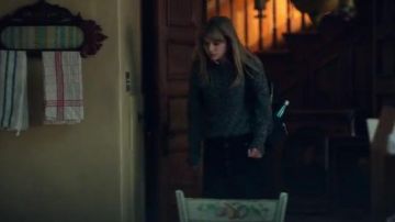 Black Button Down Mini Skirt worn by Kinsey Locke (Emilia Jones) in Locke & Key Season 1 Episode 1