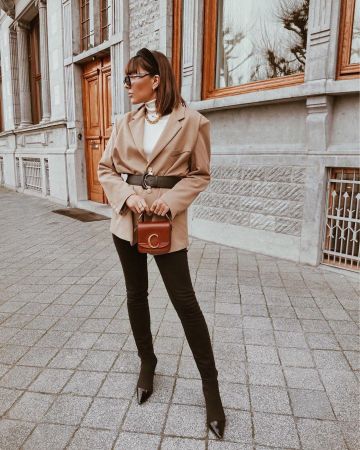 Grlfrnd Skinny Jeans de Nicole Ballardini sur l'Instagram account @nicoleballardini