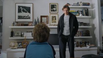 Fleece zipped blue marinated Daniel (Liam Neeson) in Love Actually