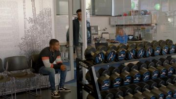 Vans old skool sneakers in black worn by Spencer James (Daniel Ezra) as seen in All American (S02E12)