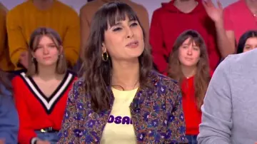 The bomber jacket floral print of Emilie Papatheodorou in Click the 11.02.2020