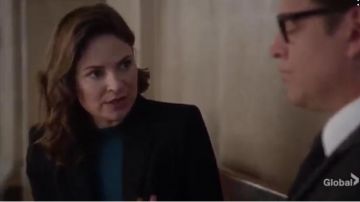 Vert Col Haut Pull porté par Taylor Rentzel (MacKenzie Meehan), dans Bull, Saison 4, Épisode 14