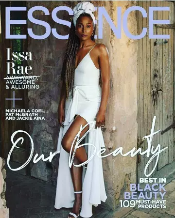 Vestido de hilo de espagueti blanco usado por Issa Rae en la cuenta de Instagram @letsdiscuss_