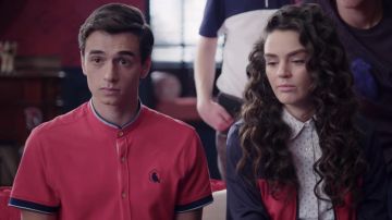 Greenhouse Academy Merch polo shirt in red worn by Max Miller (Benjamin Papac) in Greenhouse Academy (S03E05)