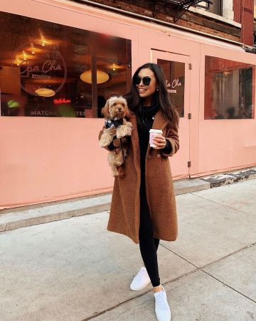 Fur Coats Brown of Kat Tanita on the Instagram account @kattanita
