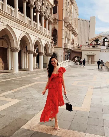 Sandales à talons de Kat Tanita sur l'Instagram account @kattanita