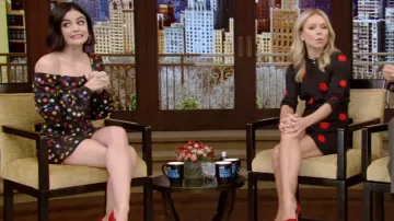 Racil Polka Dot Mini Vestido usado por Lucy Hale en VIVO con Kelly y Ryan 13 de febrero de 2020