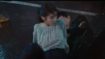 Blusa off Shoulder usada por Yoo Jin-Kang (Jung So-min) en The Smile Has Left Your Eyes Episodio 4