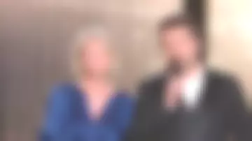 The diamond necklace and white gold Sophie Davant in the victories of the music of the 14 02 2020