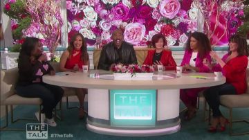 Inc In­tar­sia Heart Short-Sleeve Sweater worn by Eve on The Talk February 14, 2020