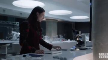 Black Flo­ral Shirt worn by Lena Luthor (Katie McGrath) in Supergirl Season 5 Episode 12