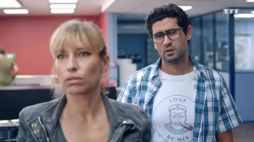 White T-shirt Marine with a pipie red Georges Caron (Mayel Elhajaoui) in Tomorrow belongs to us