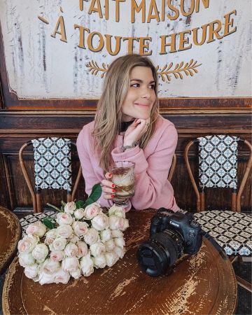 Wool Blend Coat of Erica Aulds on the Instagram account @ericaaulds