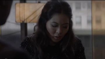 Black Crys­tal Top worn by Mary Hamilton (Nicole Kang) in Batwoman Season 1 Episode 12