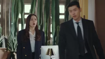 Double Breasted Blazer porté par Yoon Se-Ri (Son Ye-jin) dans Crash à l'Atterrissage sur Vous de l'Épisode 11