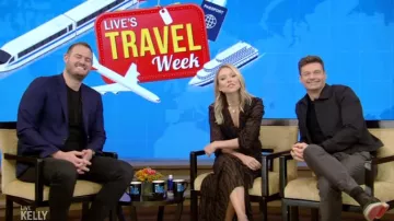 Ba&sh Selena Zebra-Stripe Wrap Dress usado por Kelly Ripa en VIVO con Kelly y Ryan 18 de febrero de 2020