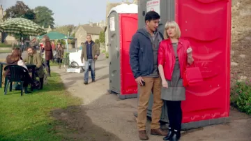 Short Rain Boots worn by Agatha Raisin (Ashley Jensen) in Agatha Raisin (S01E01)
