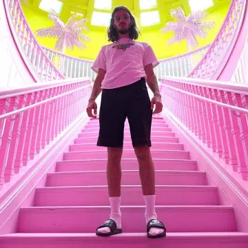 Le t-shirt "Problem child" par Golf Wang de Lujipeka sur son compte Instagram @lujipeka