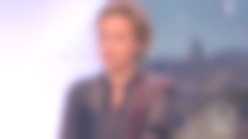 El vestido de tejido italiano de viscosa y lana virgen a cuadros. Col mao por Caroline Roux en Télématin el 20.02.2020