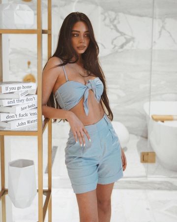 Lpa Short of Janice Joostema on the Instagram account @janicejoostemaa